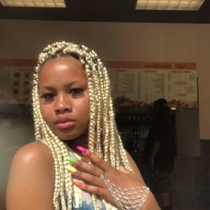 Meet your Posher, Lonzetta